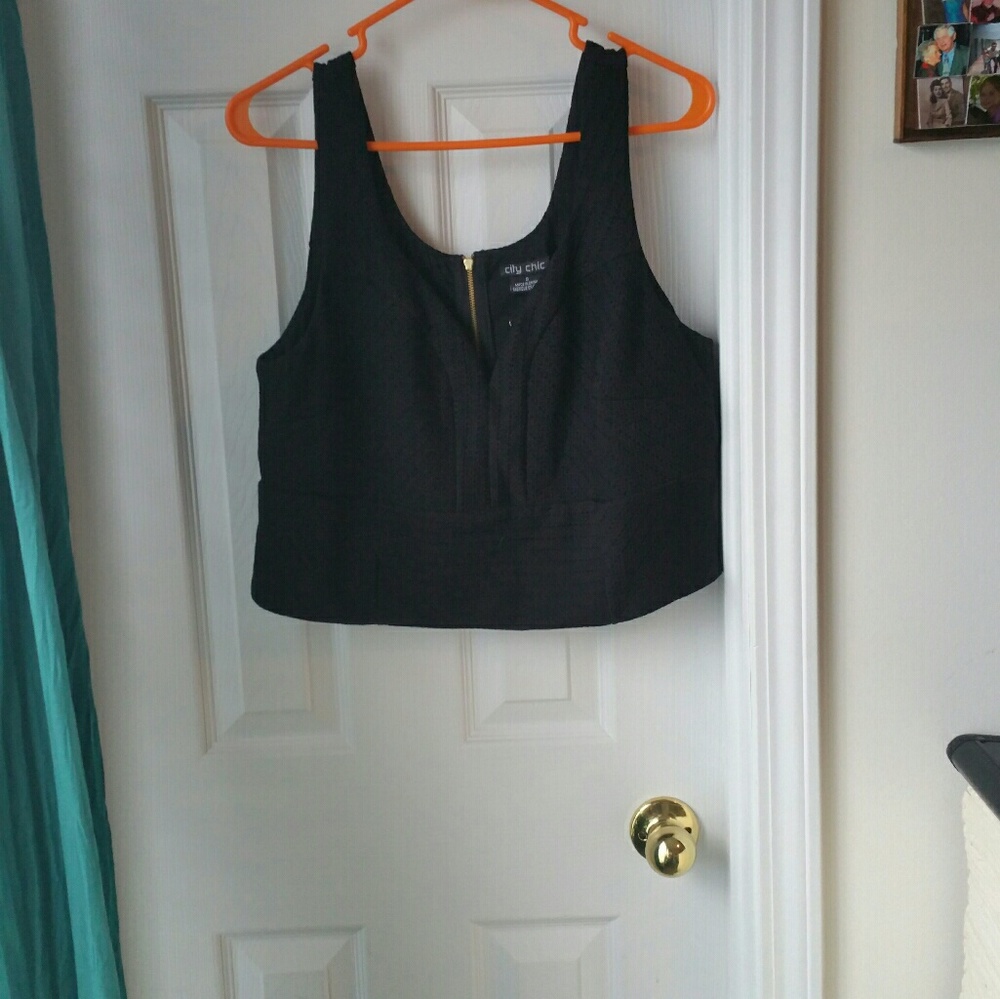 Crop top